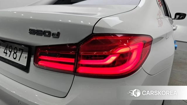 BMW 5 Series (G30) id 4397830 из Кореи 15