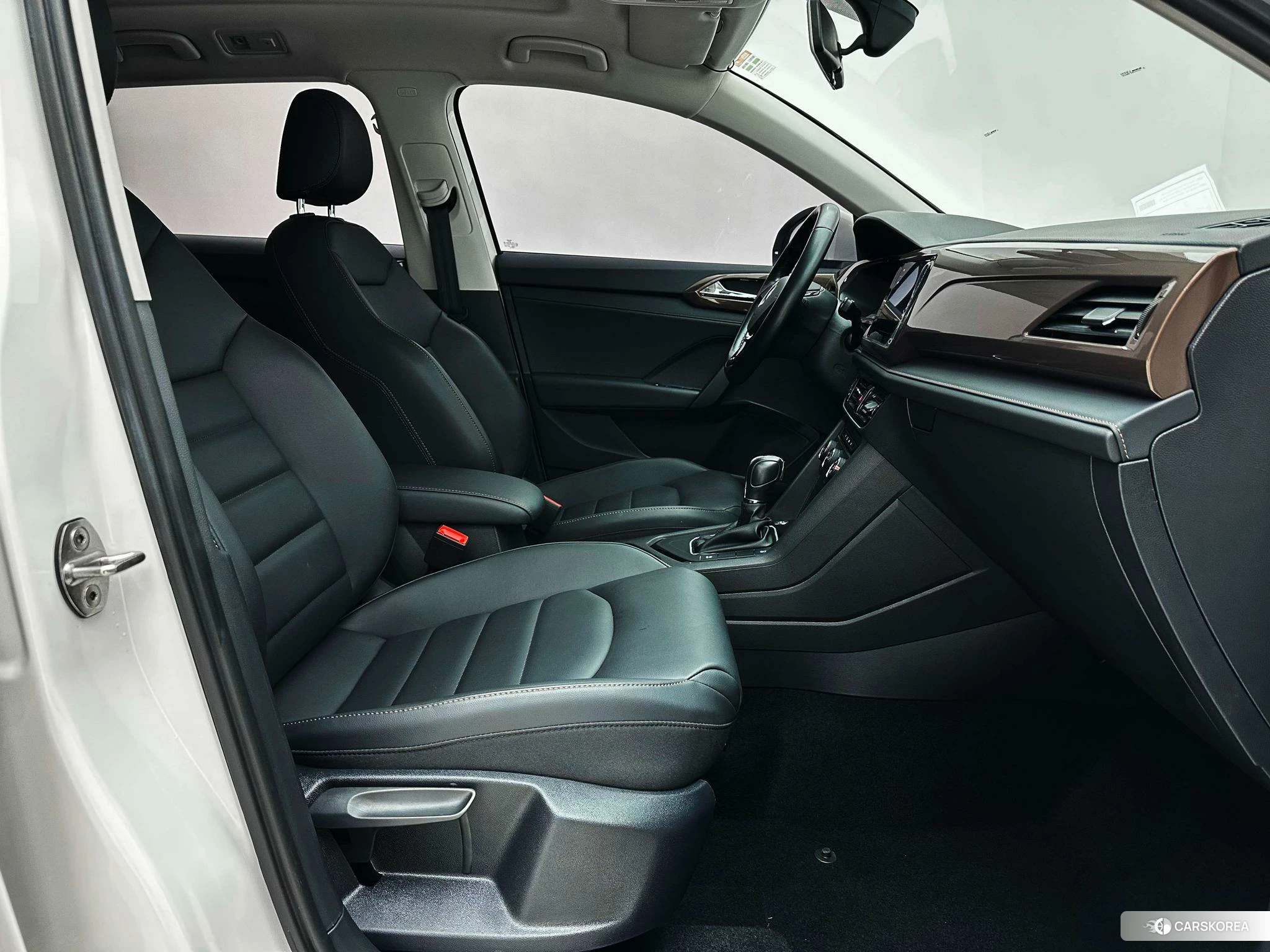 Volkswagen Tharu id 4510354 из Китая 15