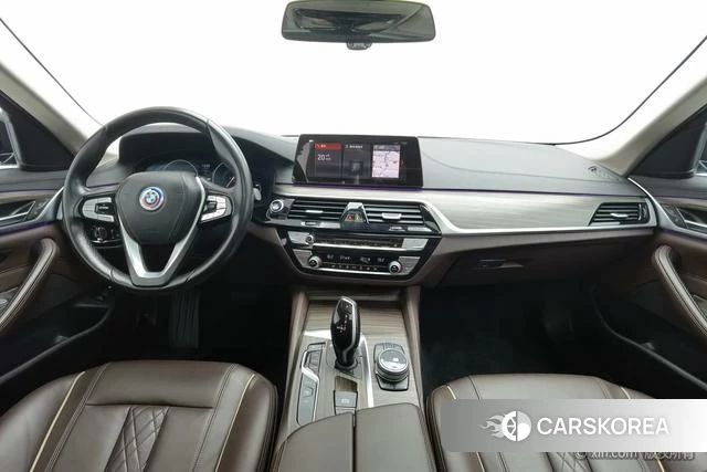 BMW 5 series PHEV id 4254215 из Китая 15