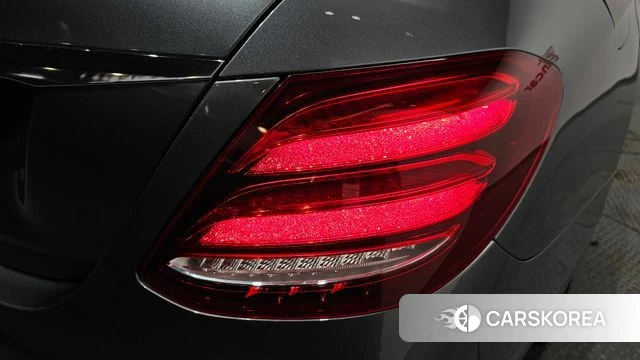 Mercedes-Benz E-Class W213 id 4750979 из Кореи 15