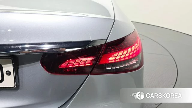 Mercedes-Benz E-Class W213 id 4646649 из Кореи 15