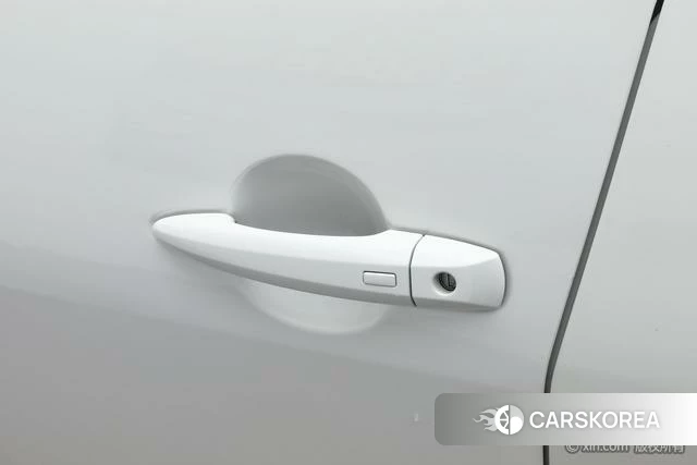 Nissan Xuan Yi id 4273138 из Китая 15