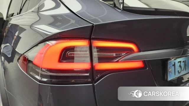 Tesla Model X id 4495886 из Кореи 15