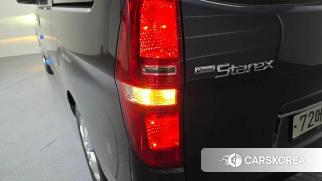 Hyundai The New Grand Starex id 4188501 из Кореи 15