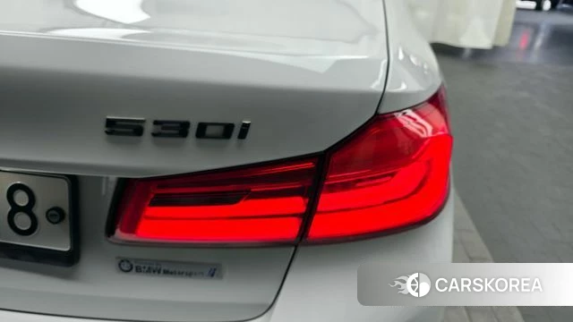 BMW 5 Series (G30) id 4318263 из Кореи 15