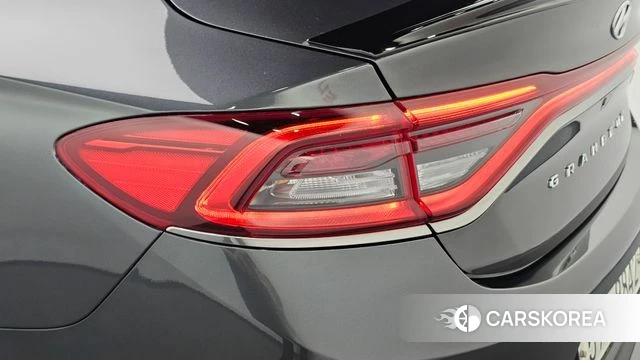 Hyundai Grandeur IG id 4642622 из Кореи 15