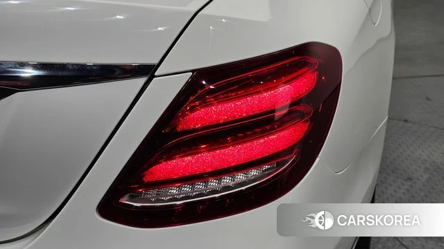 Mercedes-Benz E-Class W213 id 4759549 из Кореи 15