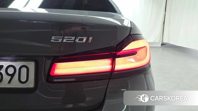 BMW 5 Series (G30) id 4707926 из Кореи 15