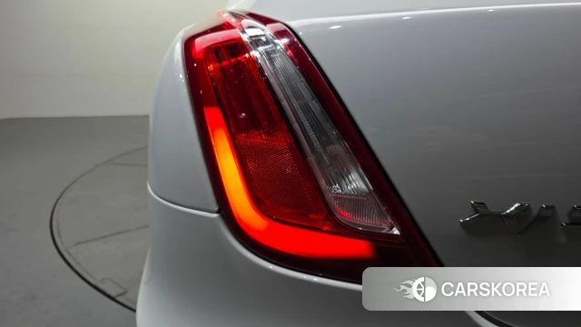 Jaguar All New XJ id 4620413 из Кореи 15