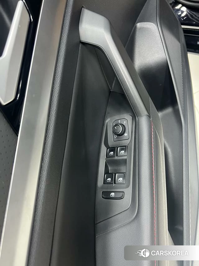 Volkswagen Lavida id 4367462 из Китая 15