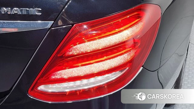 Mercedes-Benz E-Class W213 id 4411063 из Кореи 15