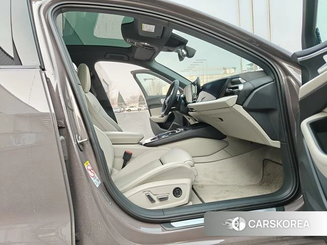 Audi A5L id 3895859 из Китая 15