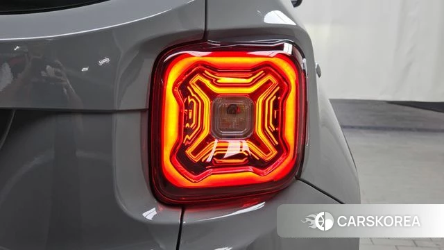 Jeep Renegade id 4429291 из Кореи 15