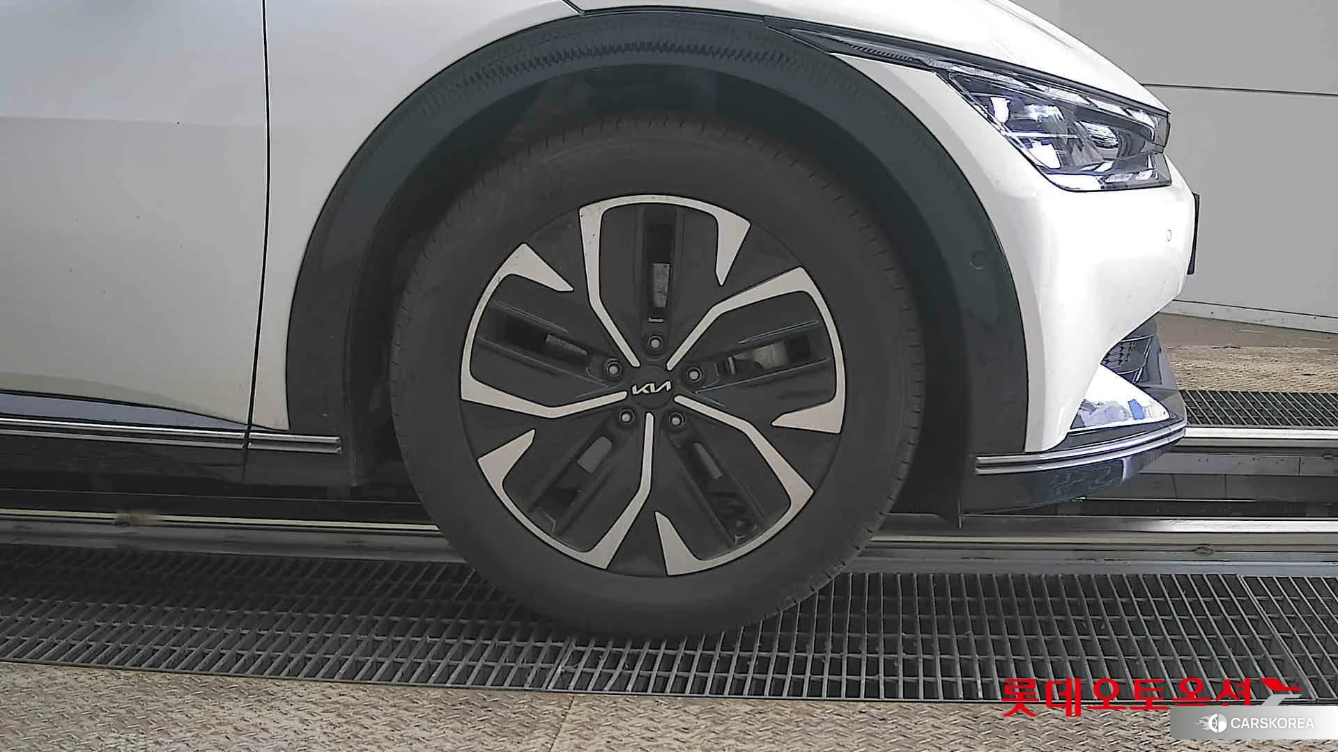 Kia EV6 id 3875716 из Кореи 15