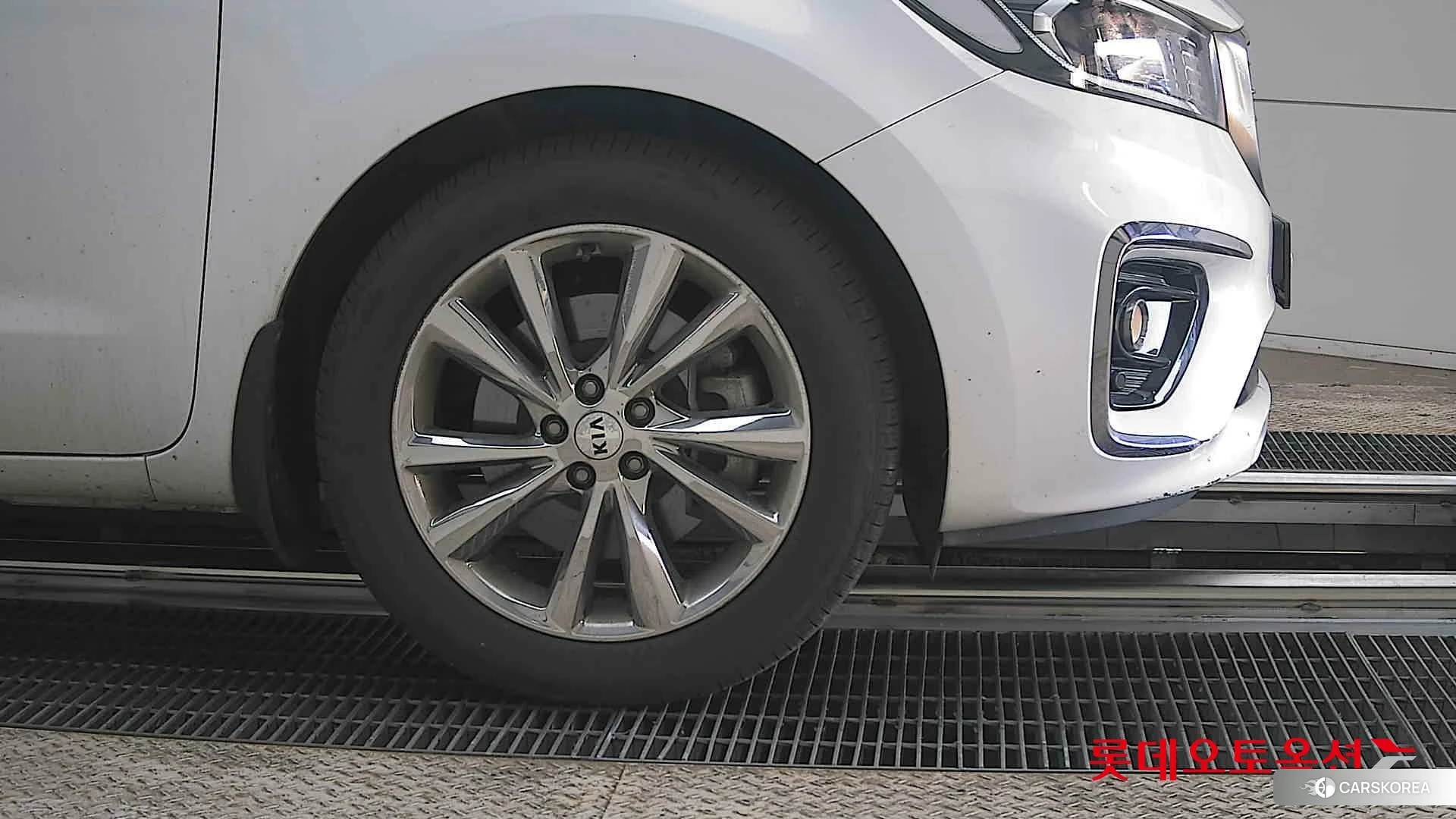 Kia Carnival id 3888409 из Кореи 15