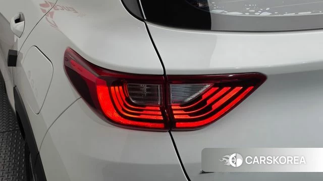 Kia Stonic id 4765596 из Кореи 15