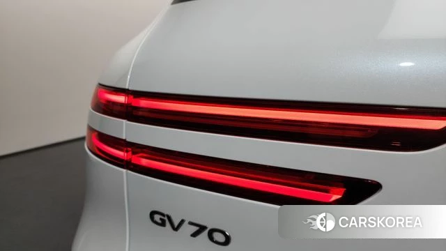 Genesis GV70 id 4630191 из Кореи 15