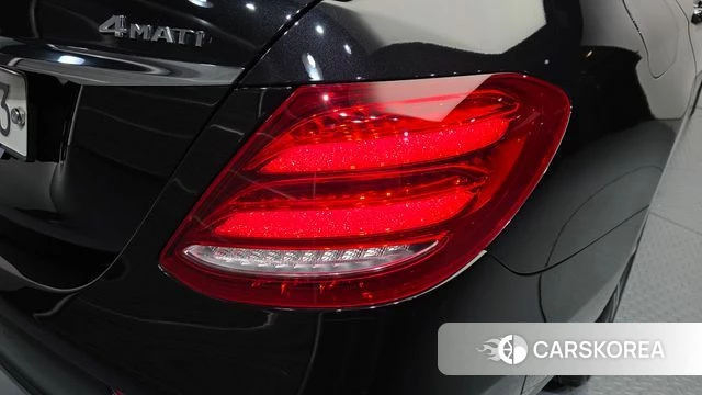 Mercedes-Benz E-Class W213 id 4751388 из Кореи 15