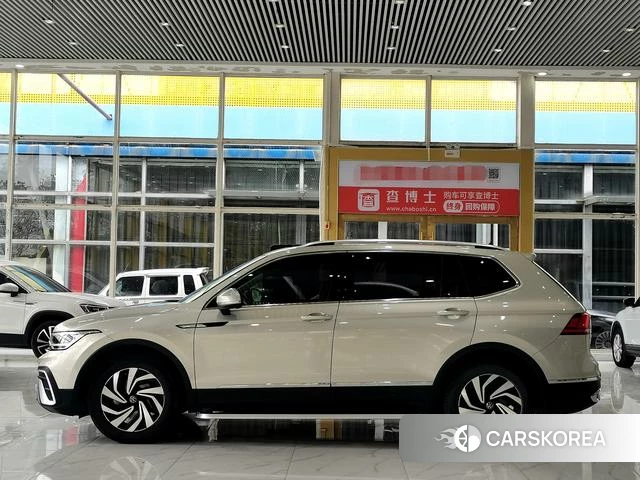 Volkswagen Tiguan L id 4258778 из Китая 15