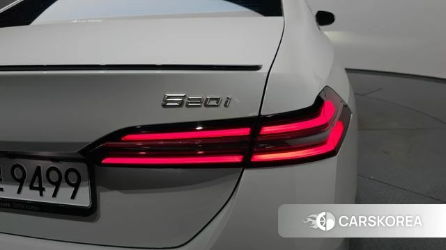 BMW 5 Series (G60) id 4421324 из Кореи 15