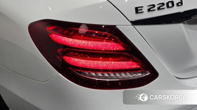Mercedes-Benz E-Class W213 id 4430025 из Кореи 15