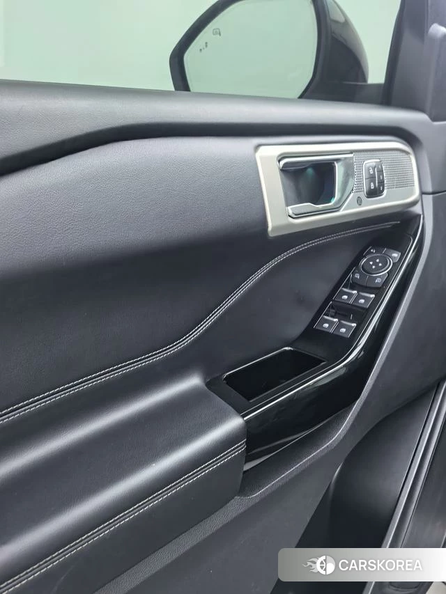 Ford Explorer id 4392099 из Китая 15