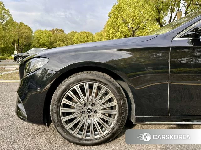 Mercedes-Benz E-class id 4219985 из Китая 15