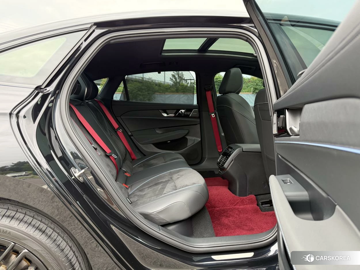 Volkswagen Passat id 4498542 из Китая 15