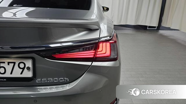 Lexus ES300h 7th generation id 4665743 из Кореи 15