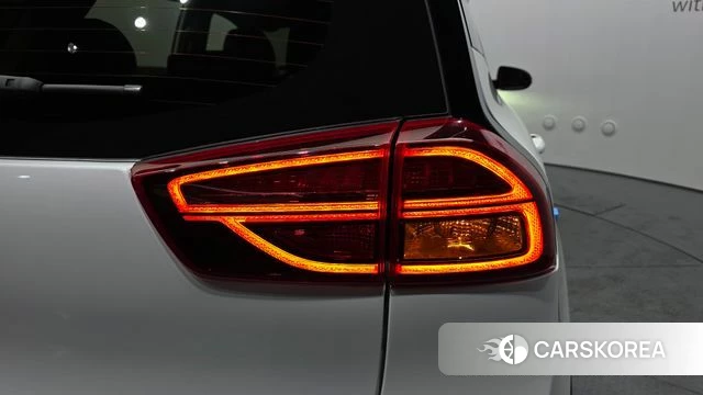 Kia Niro Plus id 4354778 из Кореи 15