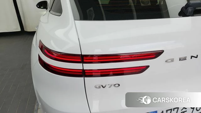 Genesis GV70 id 4428507 из Кореи 15