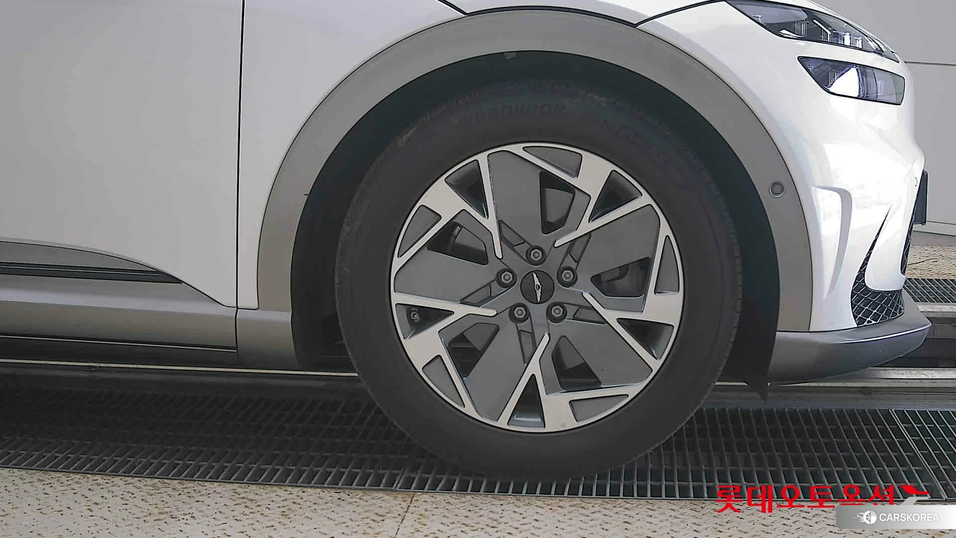Hyundai GV60 id 4909210 из Кореи 15