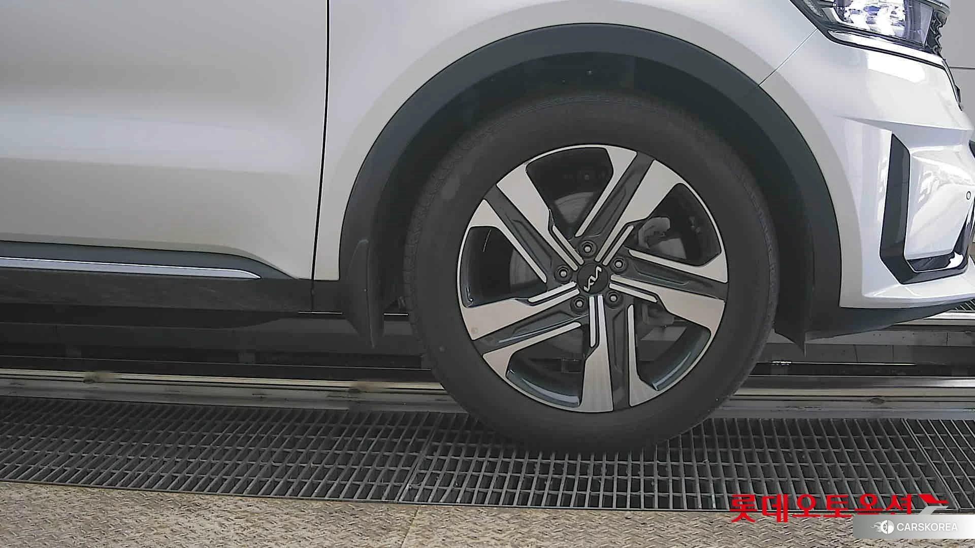 Kia Sorento Hybrid id 3875752 из Кореи 15