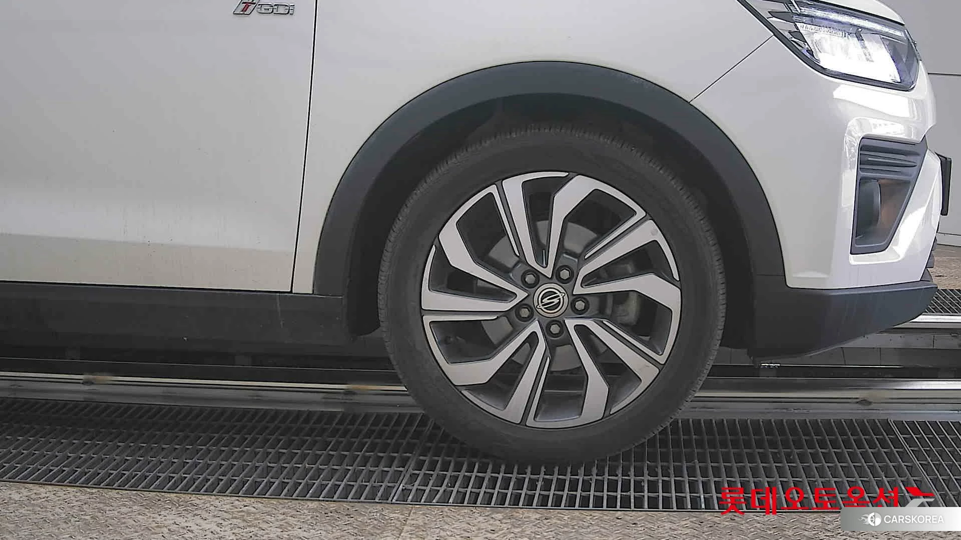 SsangYong Tivoli id 3869465 из Кореи 15