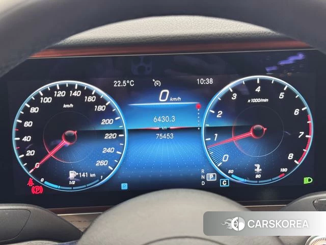 Mercedes-Benz E-class id 4259426 из Китая 15