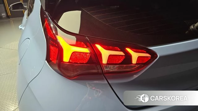 Hyundai Veloster (JS) id 4430376 из Кореи 15