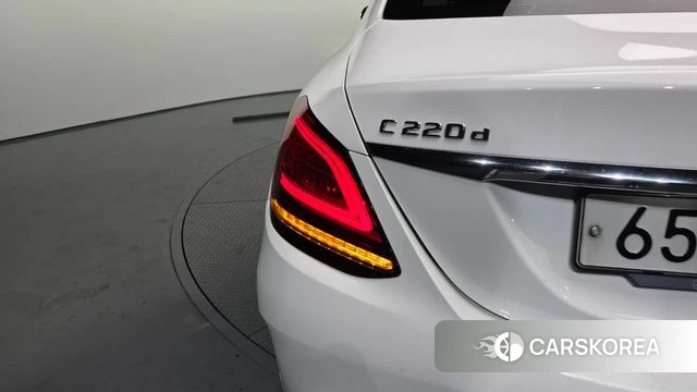 Mercedes-Benz C-Class W205 id 4543238 из Кореи 15