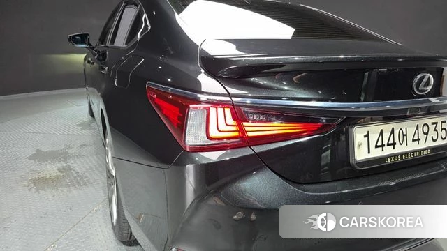 Lexus ES300h 7th generation id 4720198 из Кореи 15