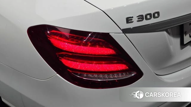 Mercedes-Benz E-Class W213 id 4557763 из Кореи 15