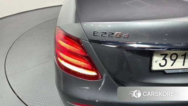 Mercedes-Benz E-Class W213 id 4423989 из Кореи 15
