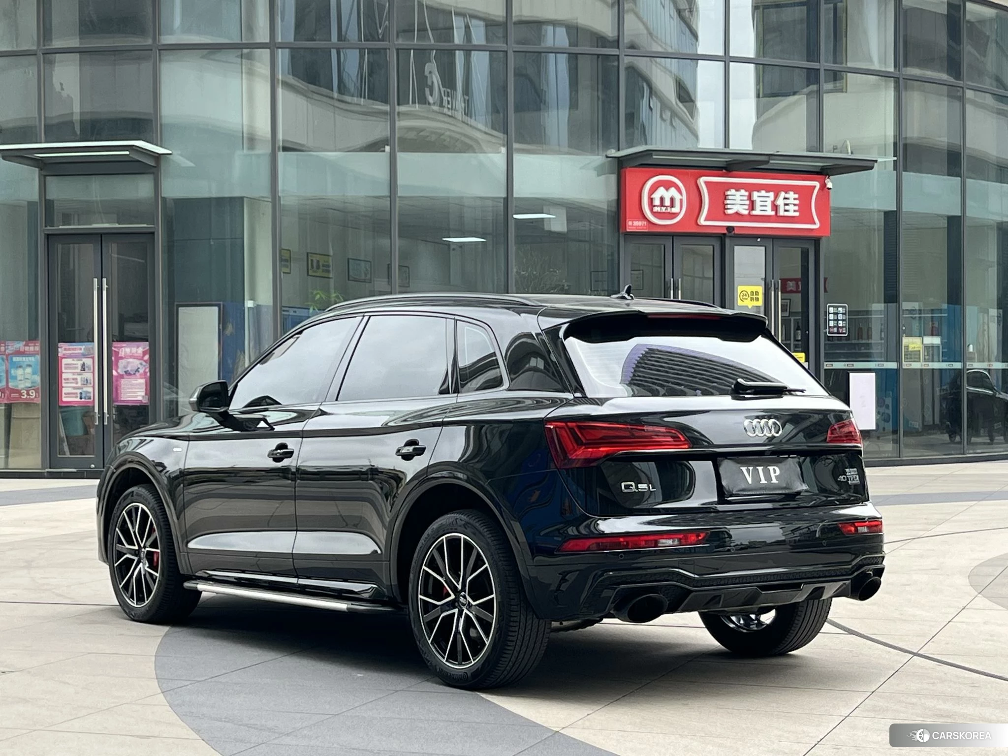 Audi Q5L id 4455099 из Китая 15