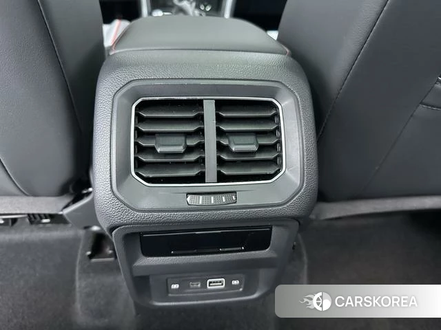 Volkswagen Tiguan L id 4278429 из Китая 15