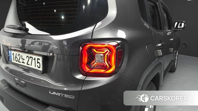 Jeep Renegade id 4501534 из Кореи 15