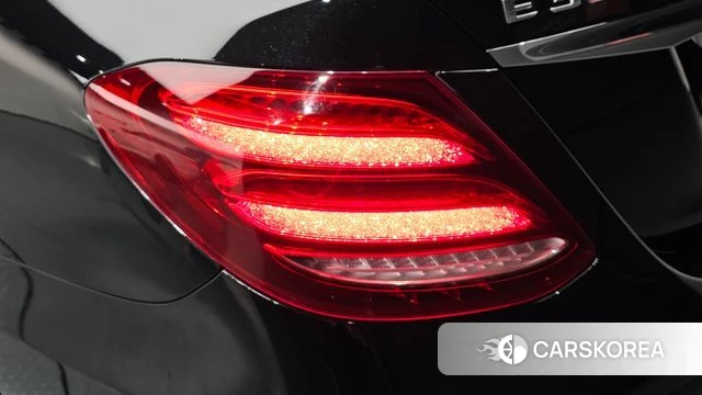 Mercedes-Benz E-Class W213 id 4647522 из Кореи 15
