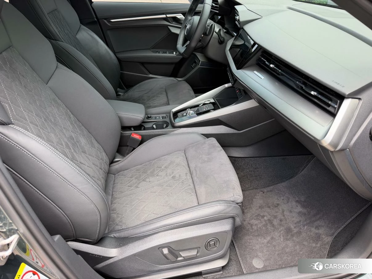 Audi A3 id 4498835 из Китая 15