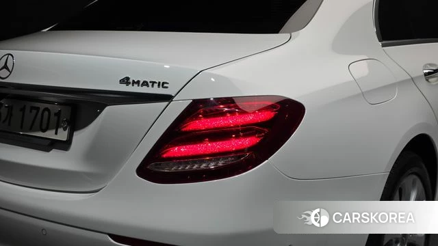 Mercedes-Benz E-Class W213 id 4873108 из Кореи 15