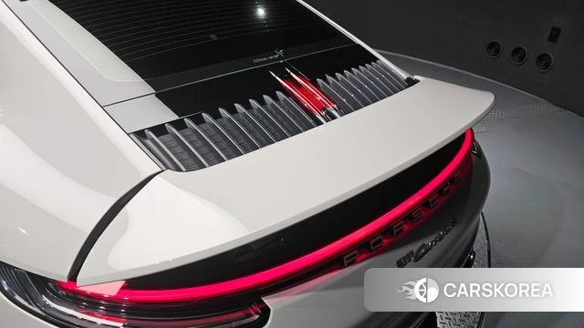 Porsche 911(992) id 4897934 из Кореи 15