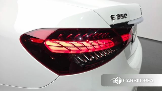 Mercedes-Benz E-Class W213 id 4383557 из Кореи 15