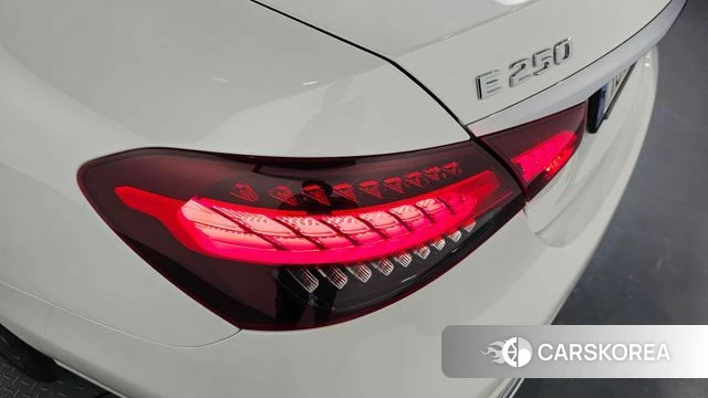 Mercedes-Benz E-Class W213 id 4330844 из Кореи 15