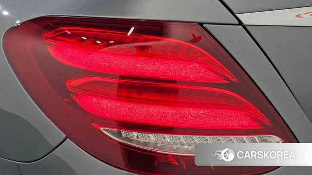 Mercedes-Benz E-Class W213 id 4765109 из Кореи 15